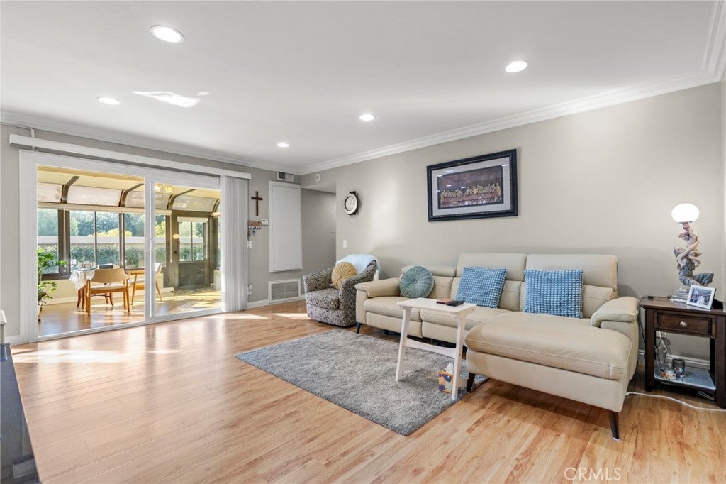 13610 La Jolla Circle D, La Mirada