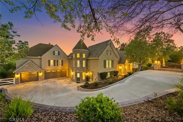 40900 Via Los Altos, Temecula