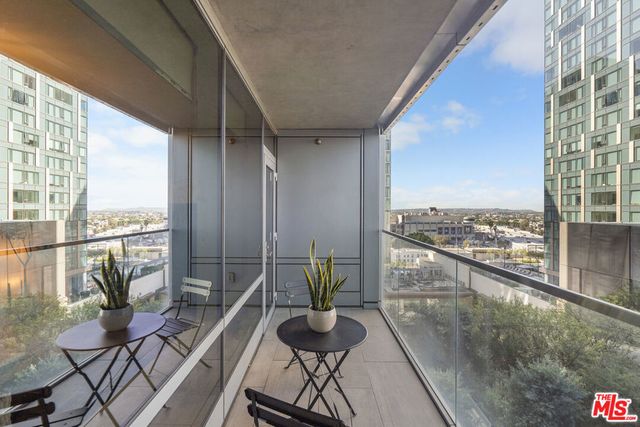 877 Francisco Street # 1116, Los Angeles