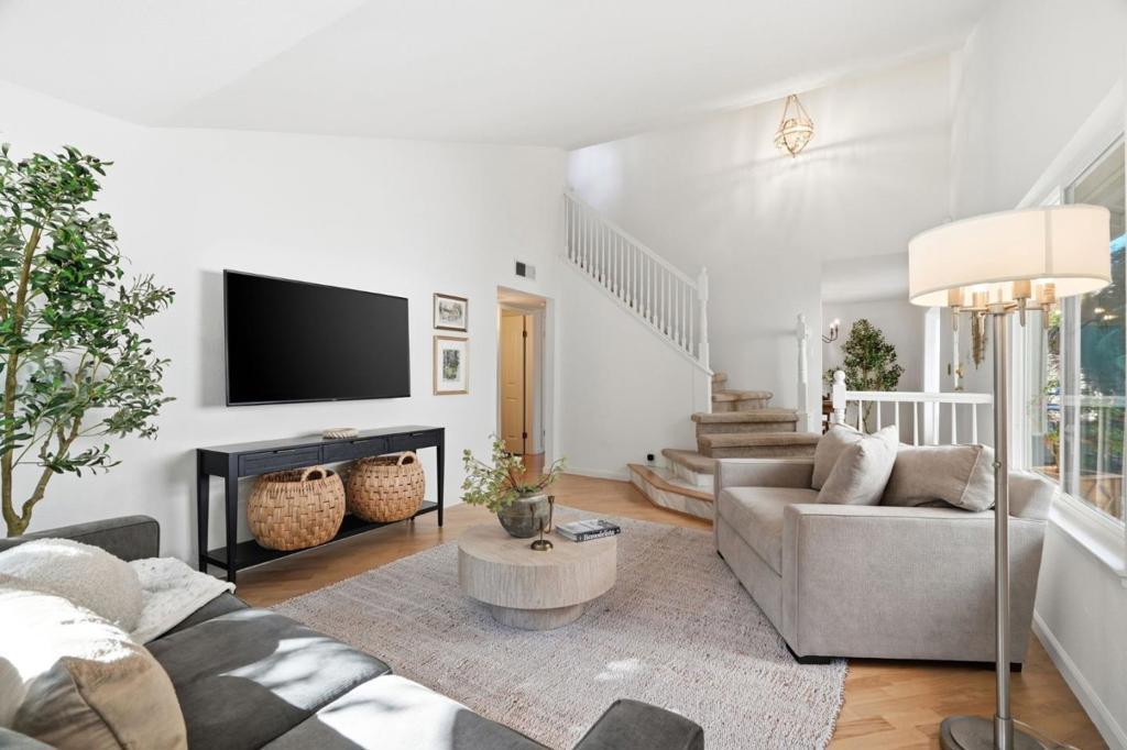 Photo of Listing #ML82033959