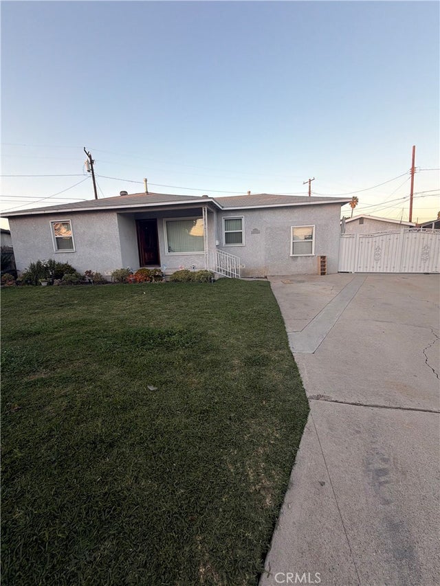 7847 Blandwood, Downey