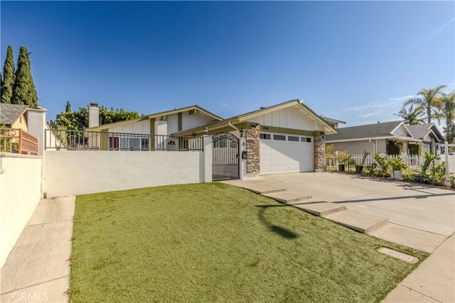 24201 Jagger, Lake Forest