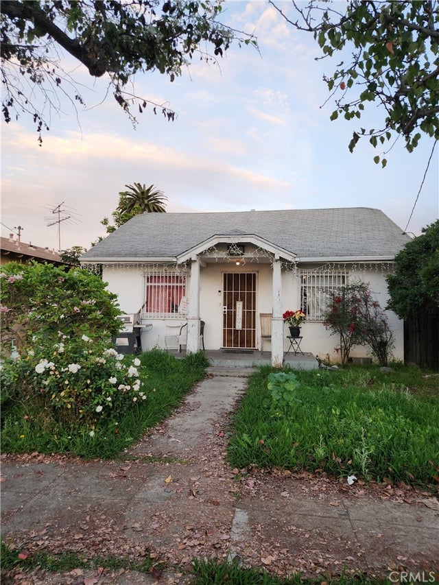 12618 Freeman Avenue, Hawthorne.