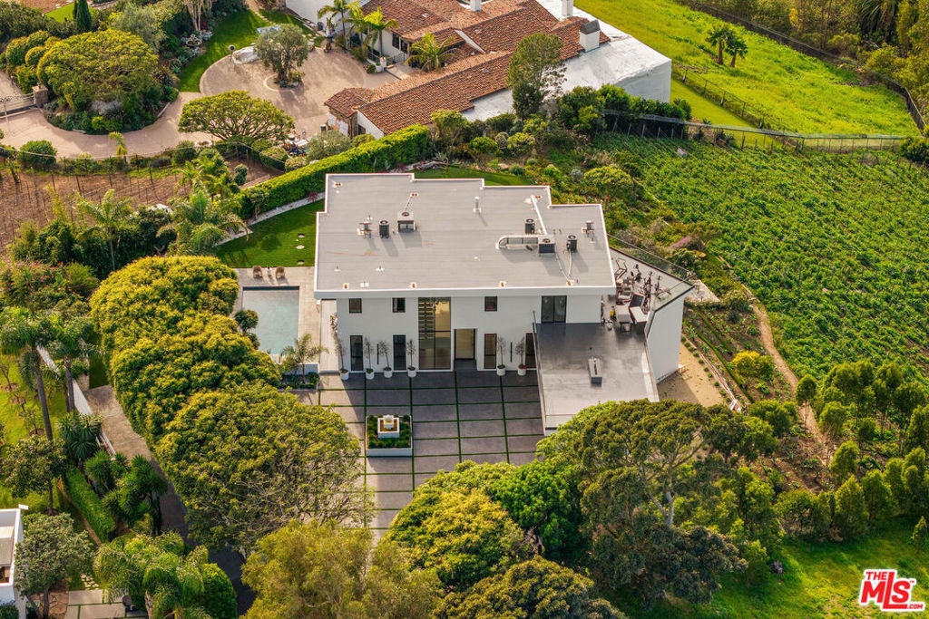 Photo of Listing #26646711