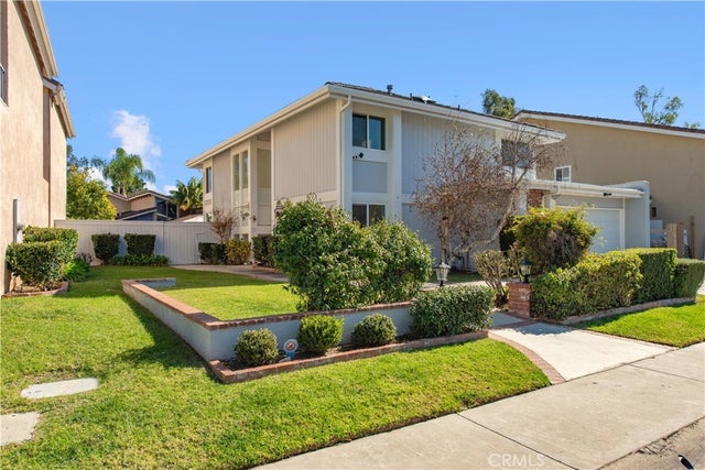 17682 Cassia Tree, Irvine