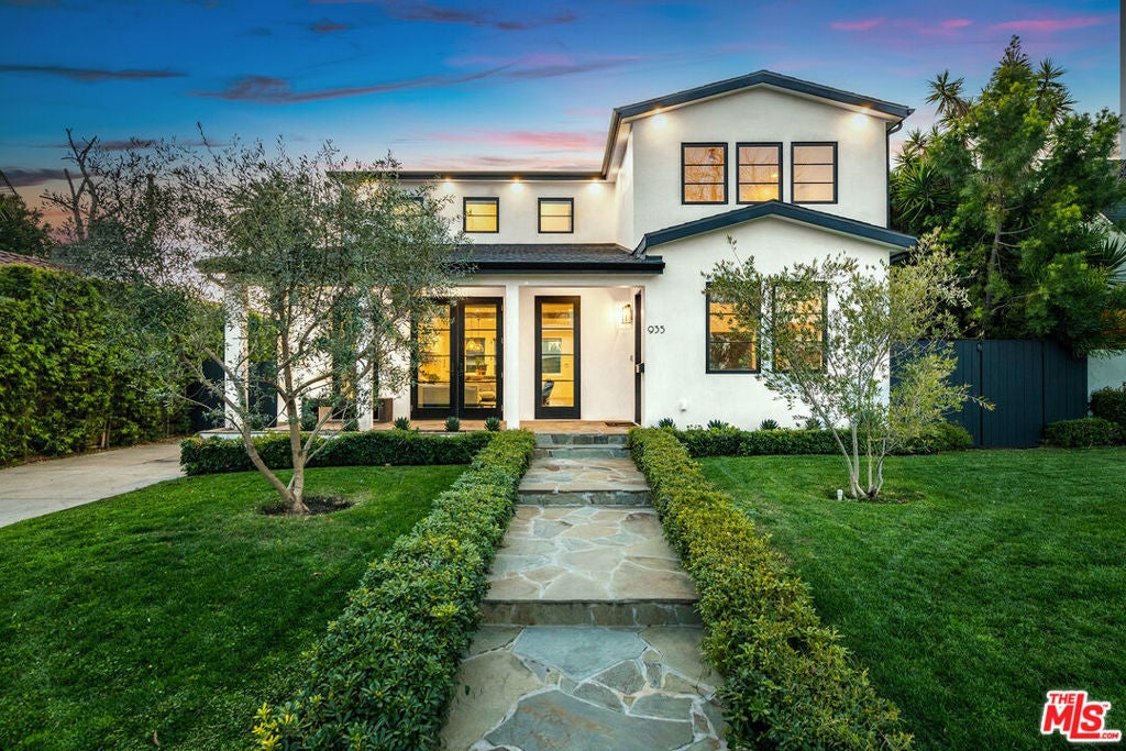 Photo of Listing #26645931