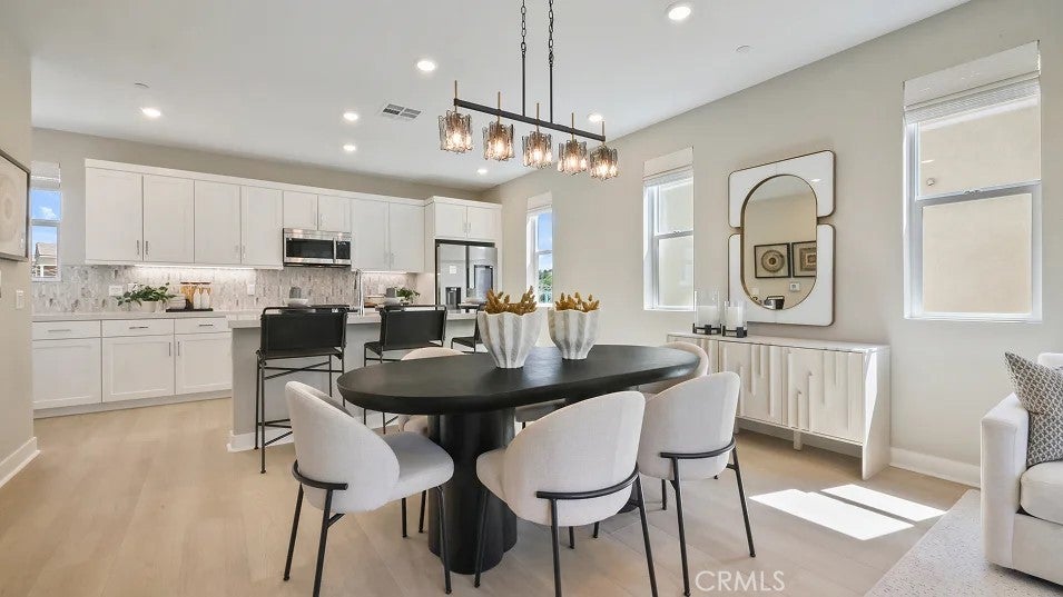 Photo of Listing #OC26027891