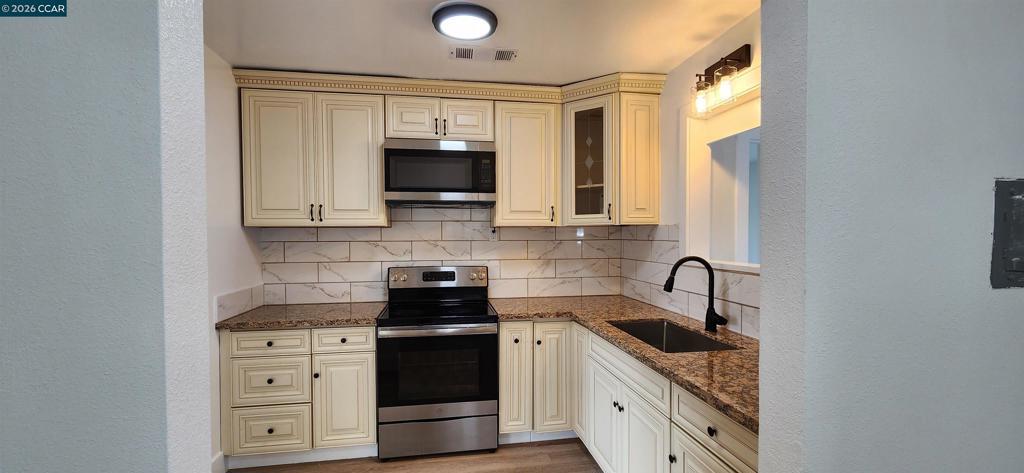 Photo of Listing #41123231