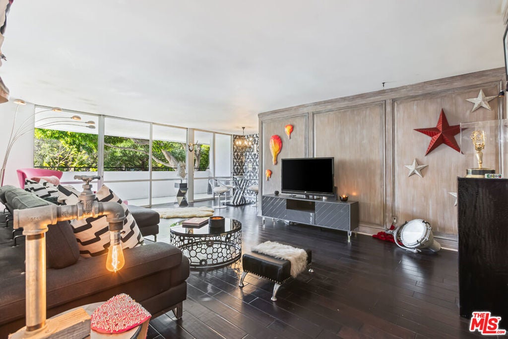 Photo of Listing #26648505