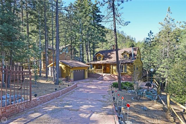 1217 Azalea Drive, Pine Mountain Club