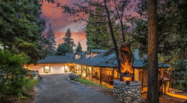 268 Cedarbrook, Twin Peaks