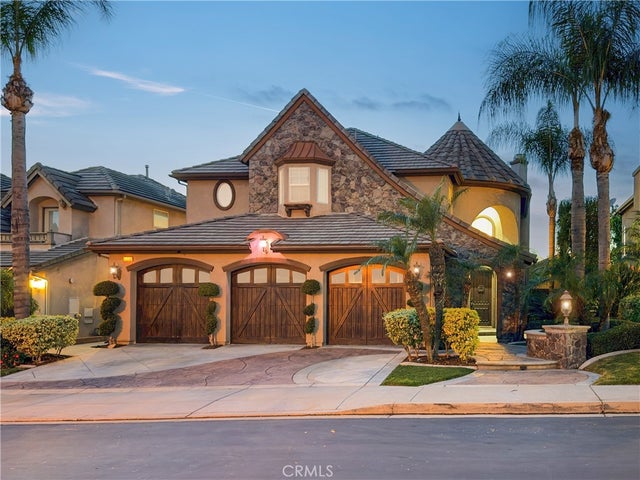 525 Dickinson Circle, Placentia