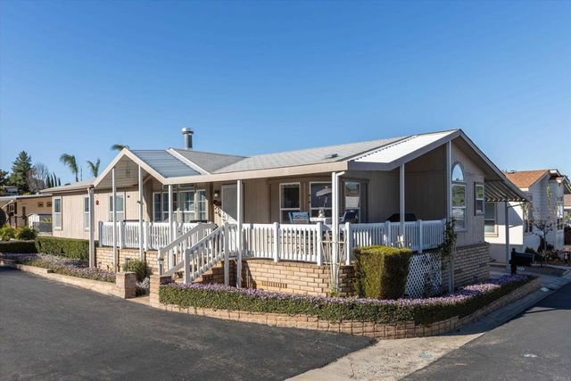 525 W El Norte Pkwy # 116, Escondido