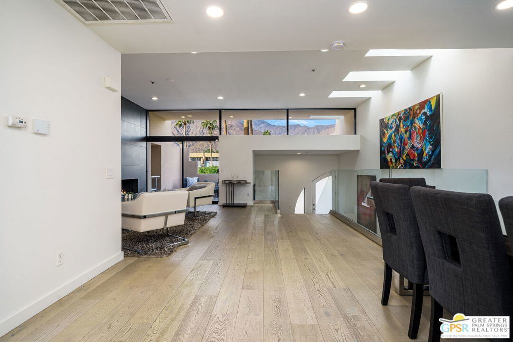 100 E Stevens Road # 513, Palm Springs