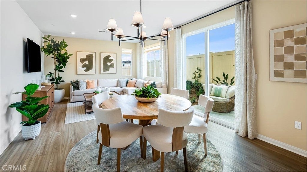 Photo of Listing #SW26028563