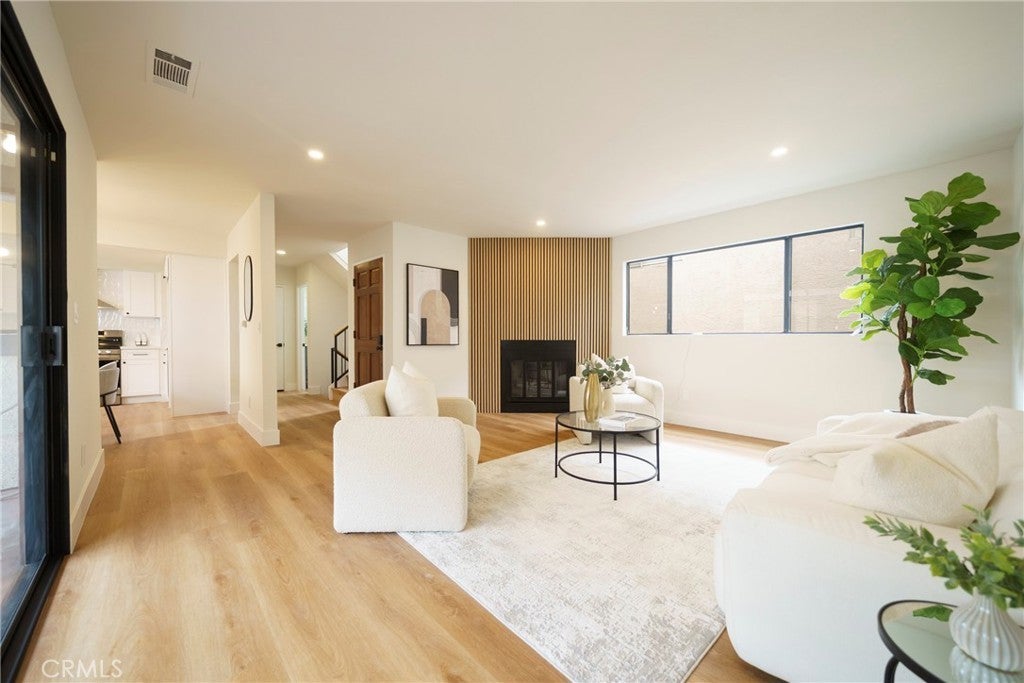 14927 Condon Avenue 4, Lawndale