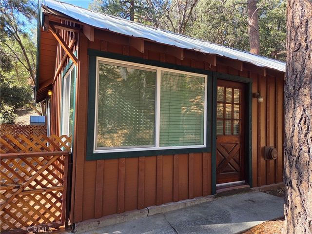 5910 Robin Oak, Angelus Oaks