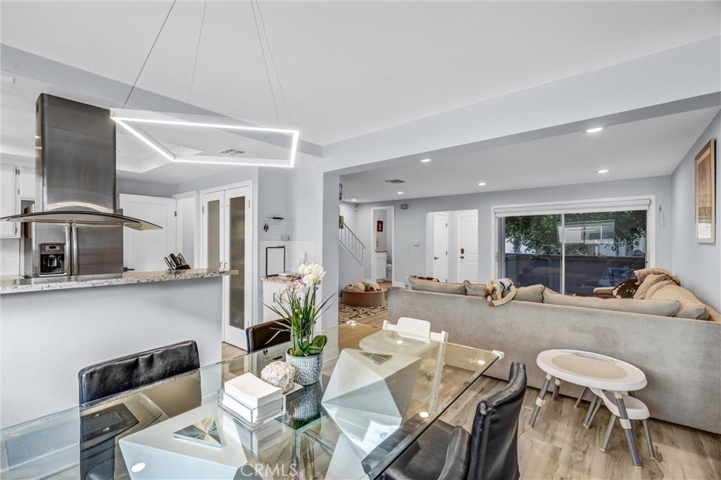 Photo of Listing #SR26028873