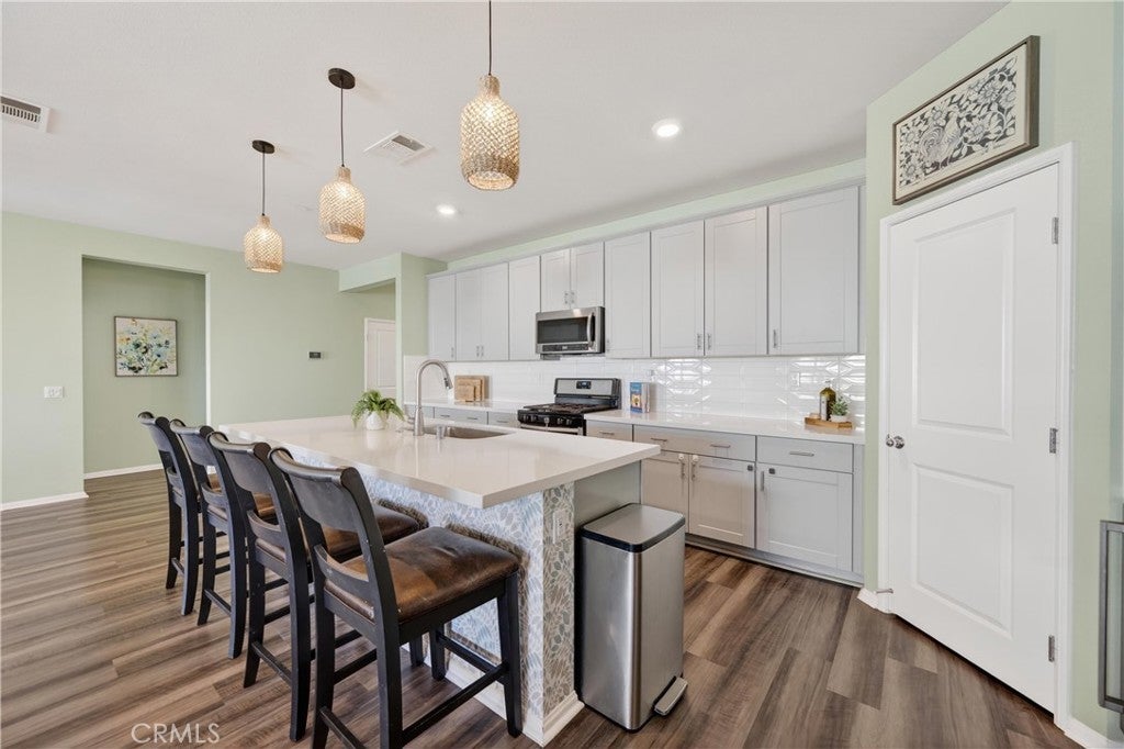 Photo of Listing #IV26029058