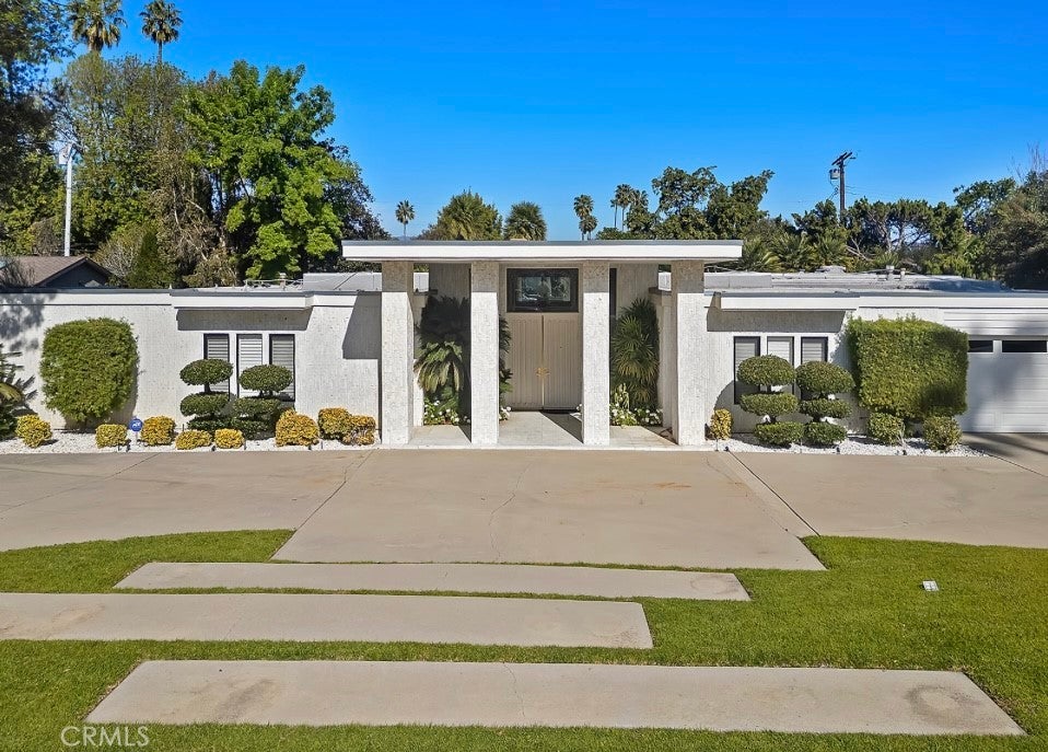 Photo of Listing #SR25280220