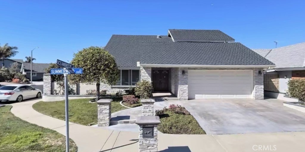 21891 Summerwind, Huntington Beach