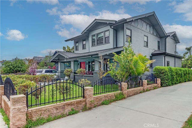 223 N. St. Andrews, Los Angeles