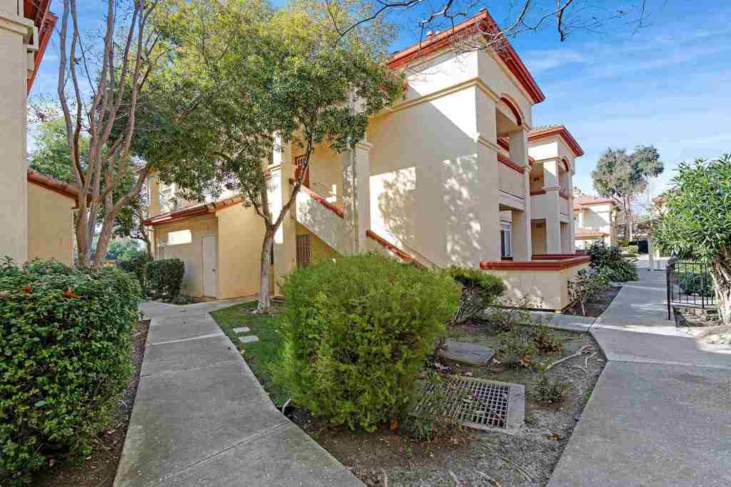 Photo of Listing #41123423