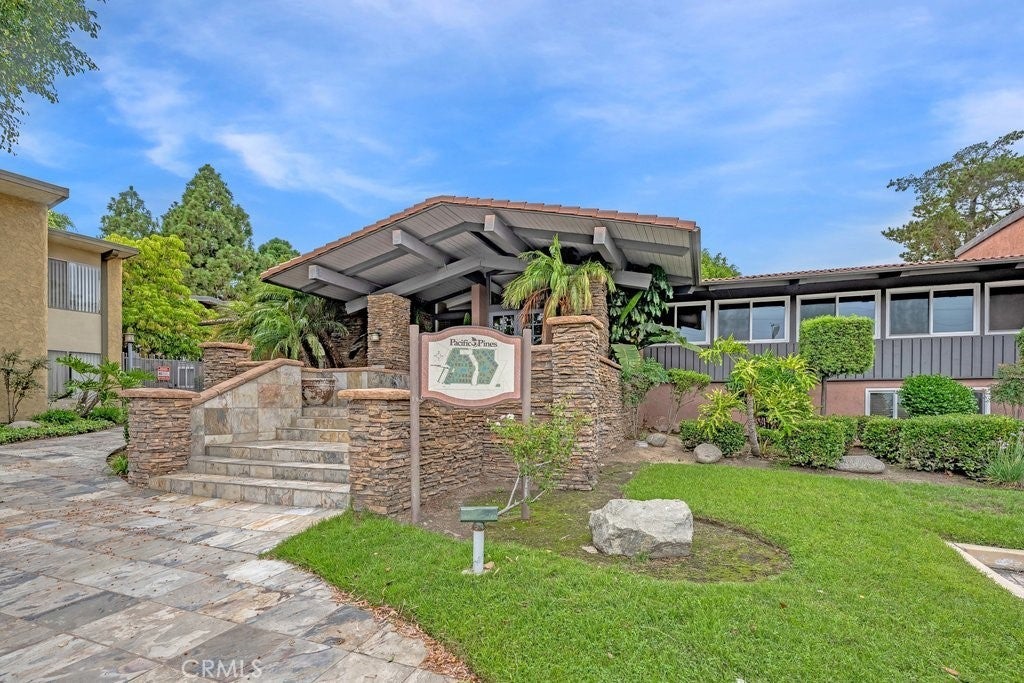 1121 Sepulveda, Torrance