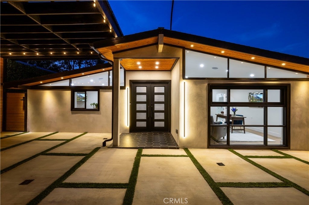 Photo of Listing #SR26029362