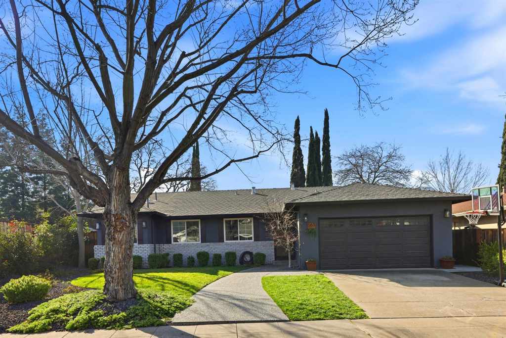 Photo of Listing #41123438