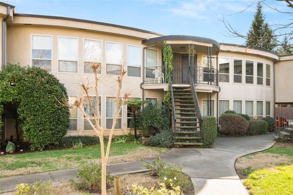 30 Plaza Way 6, Chico