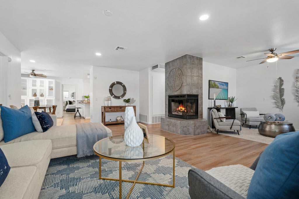 Photo of Listing #219142973DA