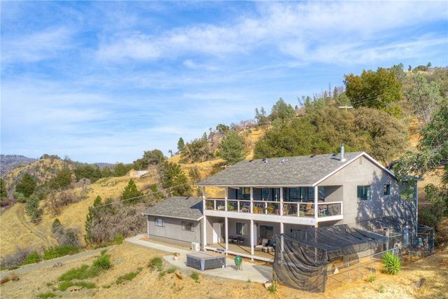 68 Bobcat Saddle, Oroville
