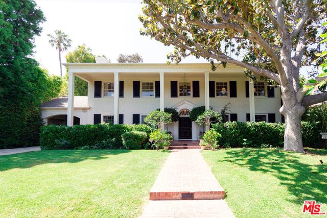 1717 Chevy Chase Drive, Beverly Hills