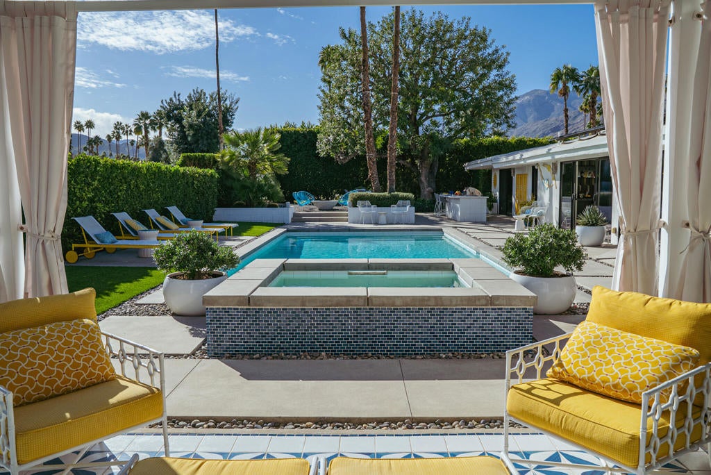 2444 S Calle Palo Fierro, Palm Springs