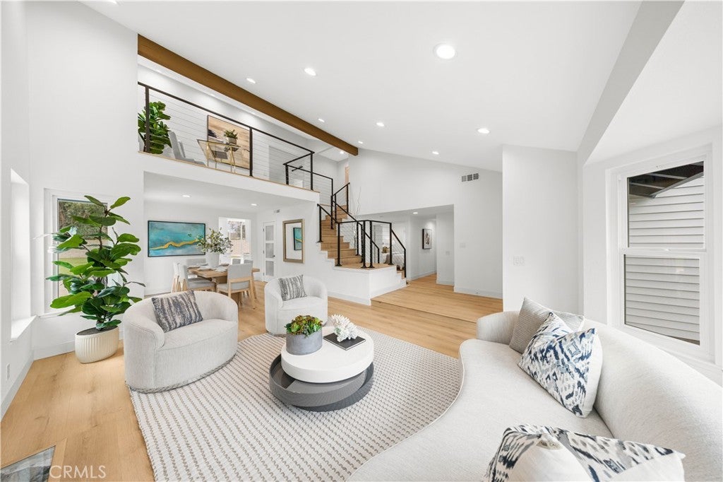 Photo of Listing #OC26029945