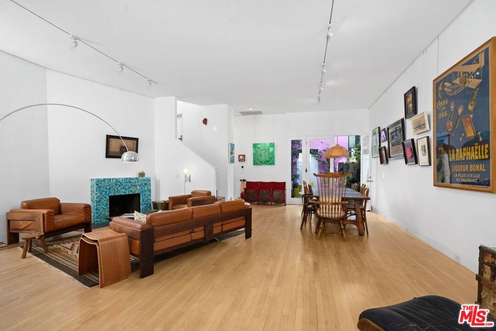 Photo of Listing #26647495