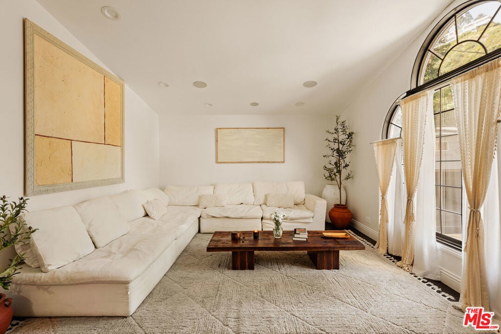 Photo of Listing #26648961