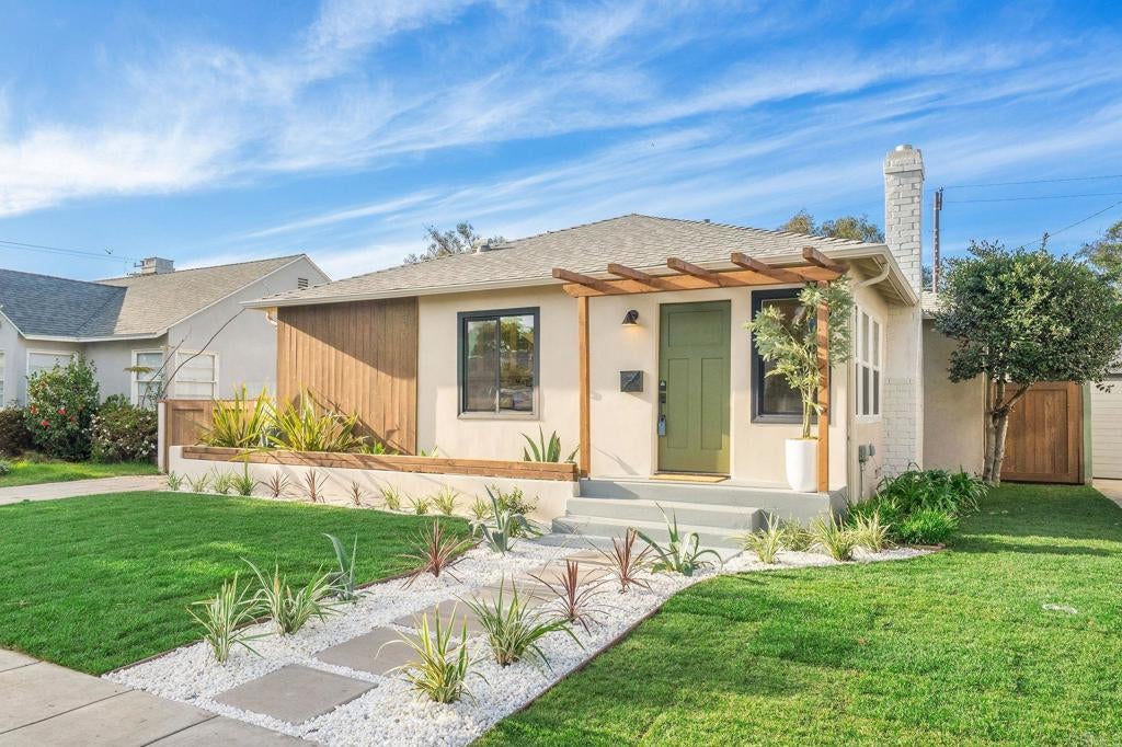 Photo of Listing #PTP2601064