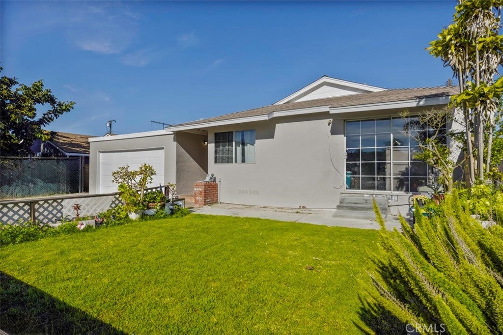 Photo of Listing #NP26029428