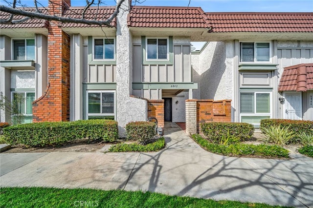 6842 Amelia Way, Cypress