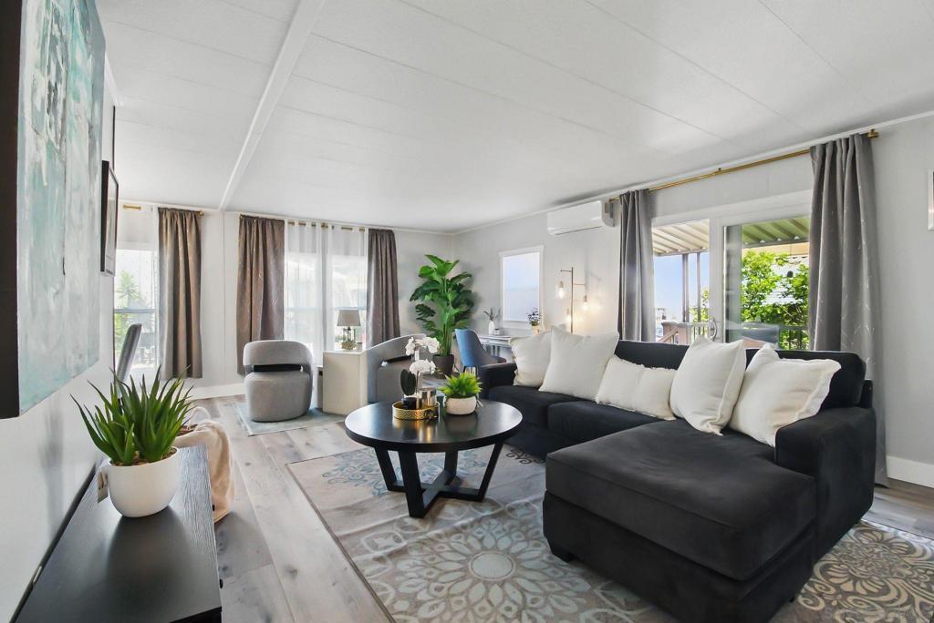 Photo of Listing #260003252SD