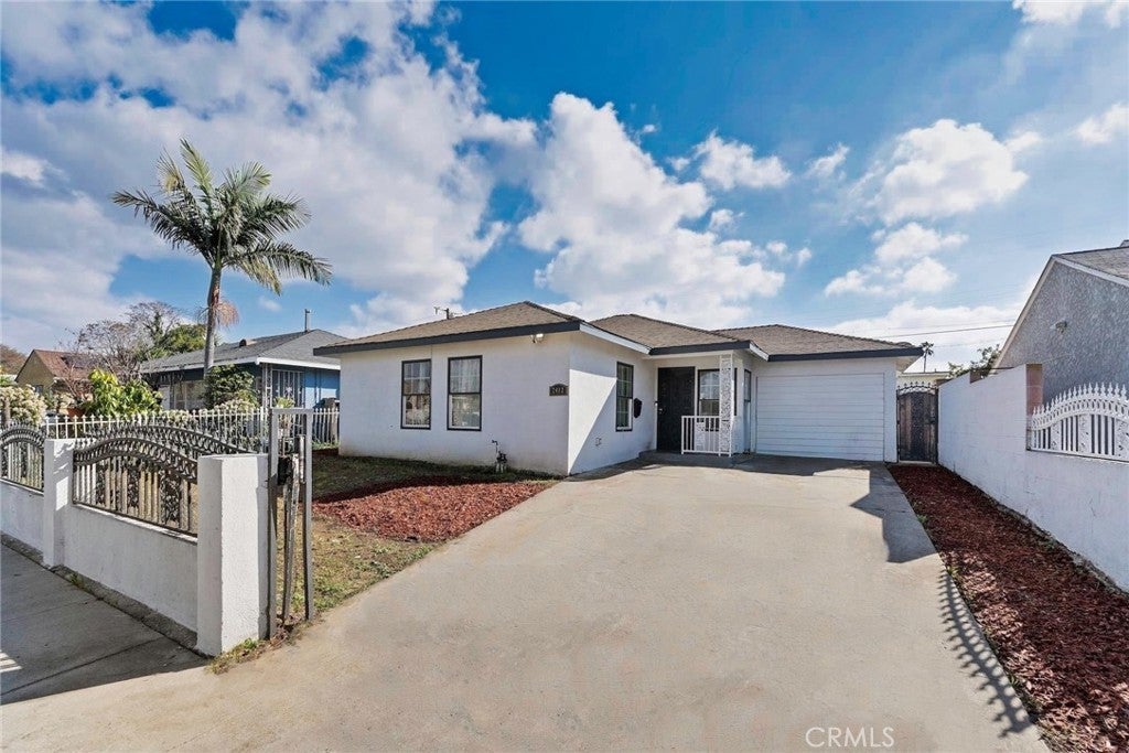 Photo of Listing #DW26030989