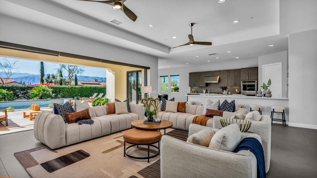 37 Alicante Circle, Rancho Mirage