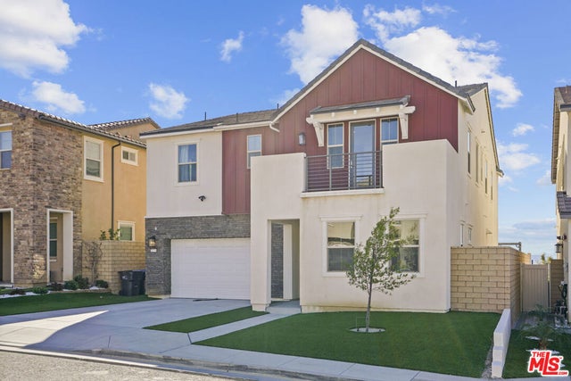 21230 W Wildflower Way, Chatsworth