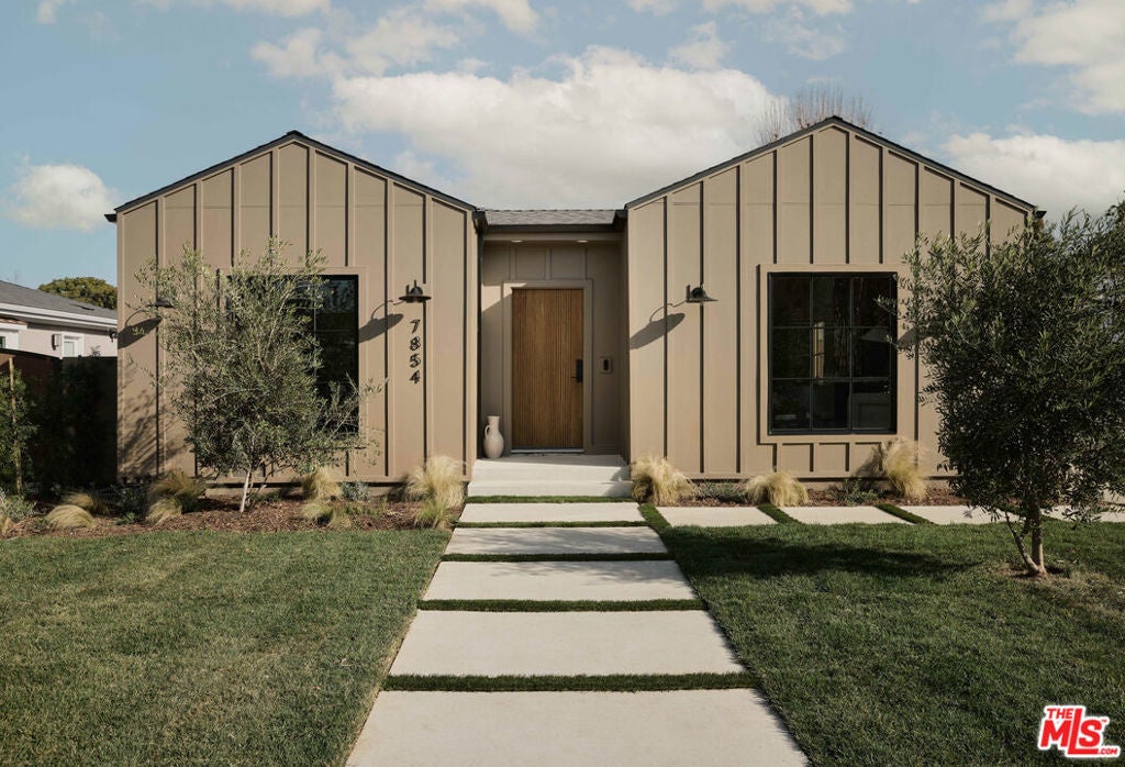 Photo of Listing #26648075