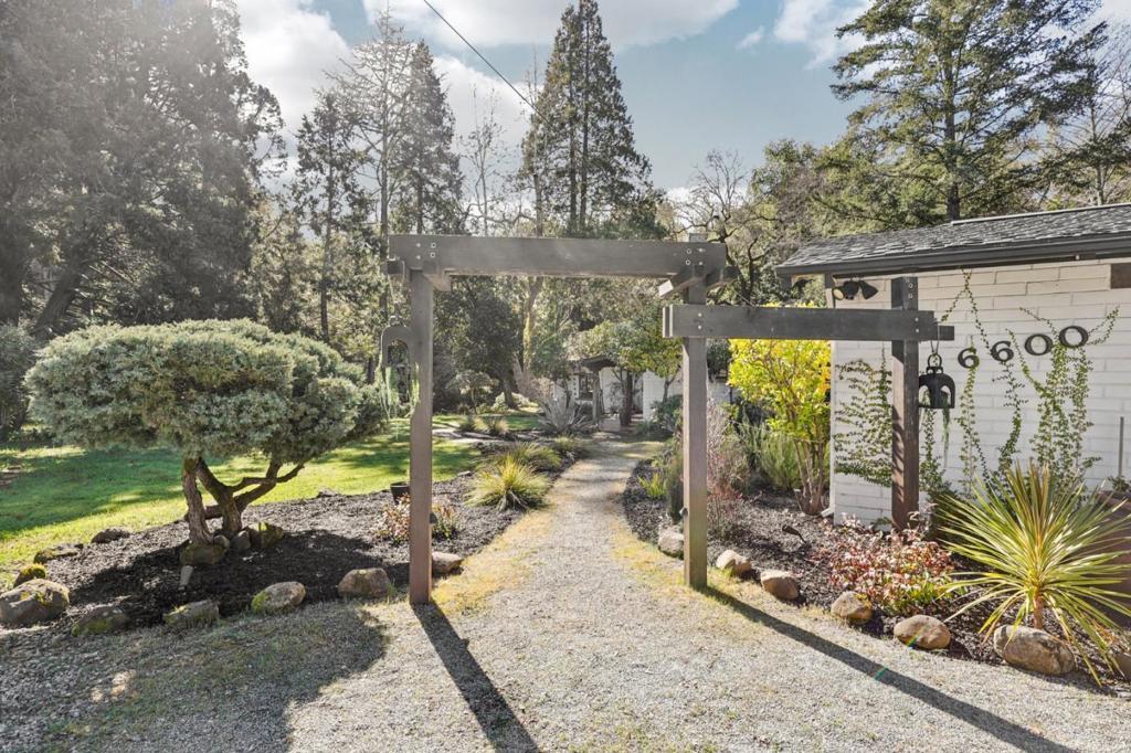 Photo of Listing #ML82033499