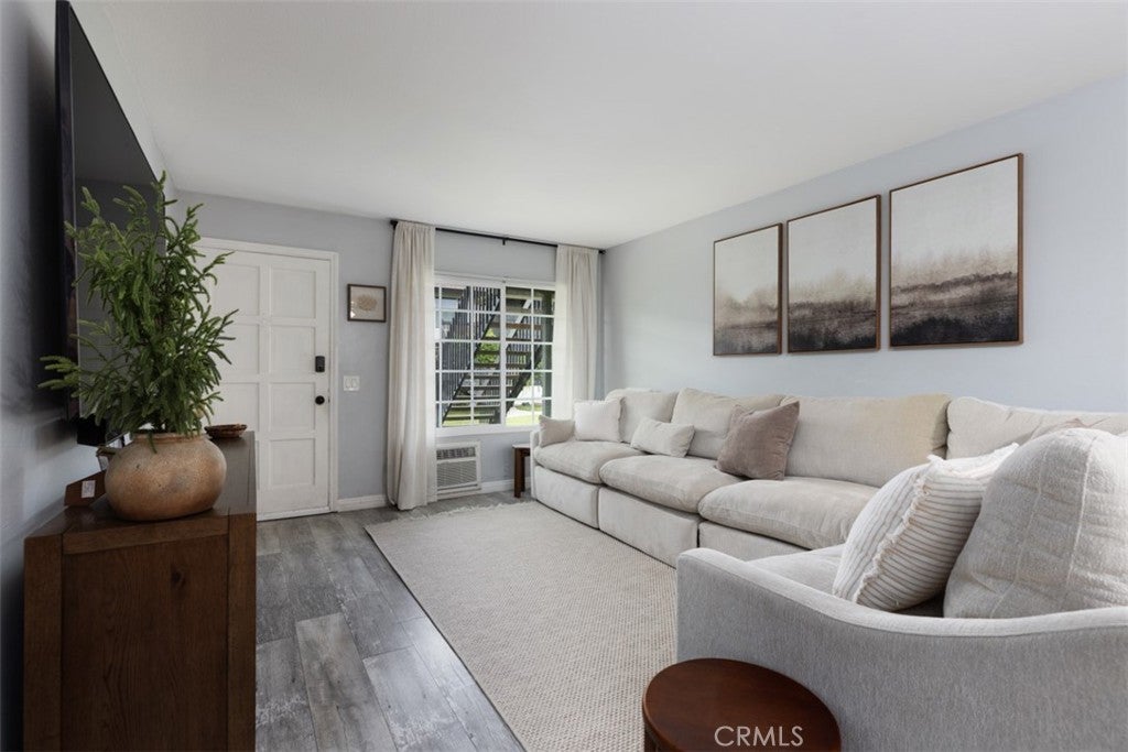 Photo of Listing #PW26031357