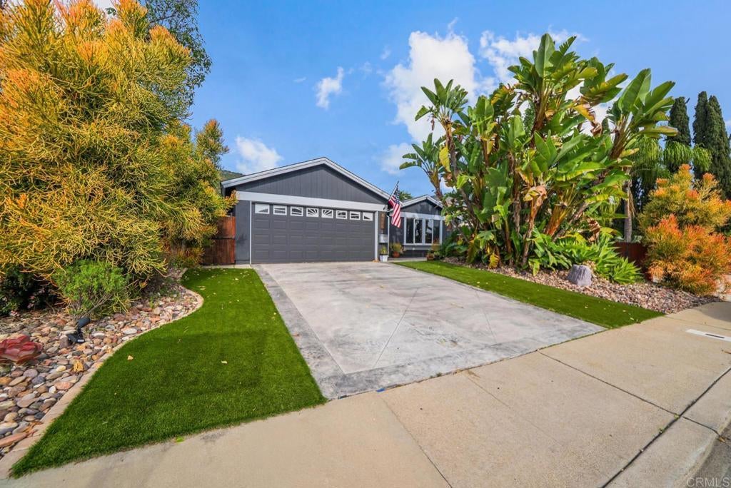 Photo of Listing #PTP2601098