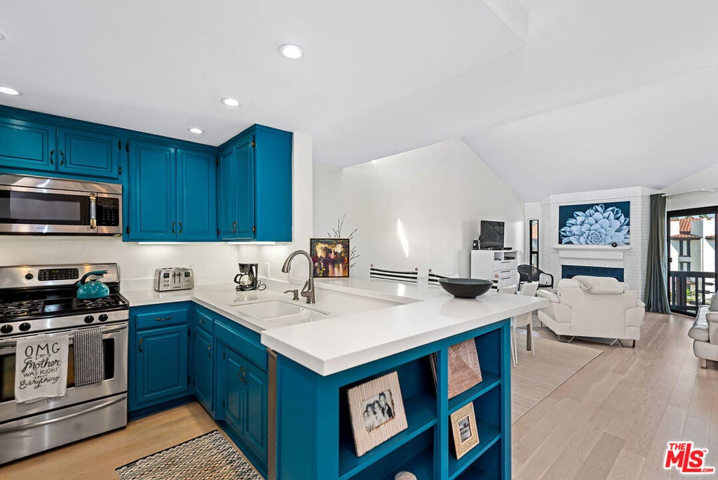 8600 Tuscany Avenue 419, Playa Del Rey